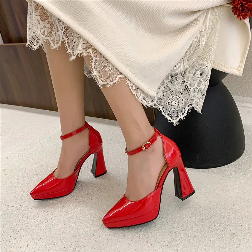 Red Black Patent Leather Platf - Women Fashion Reddit reseña y precio