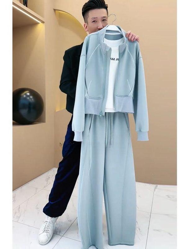 Fashionable Sportswear Set for - Women Fashion Over The Years reseña y precio